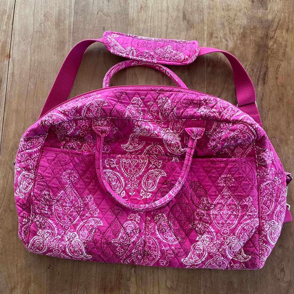 Vera Bradley Weekender EEUC … color Stamped Paisley … carry on compliant